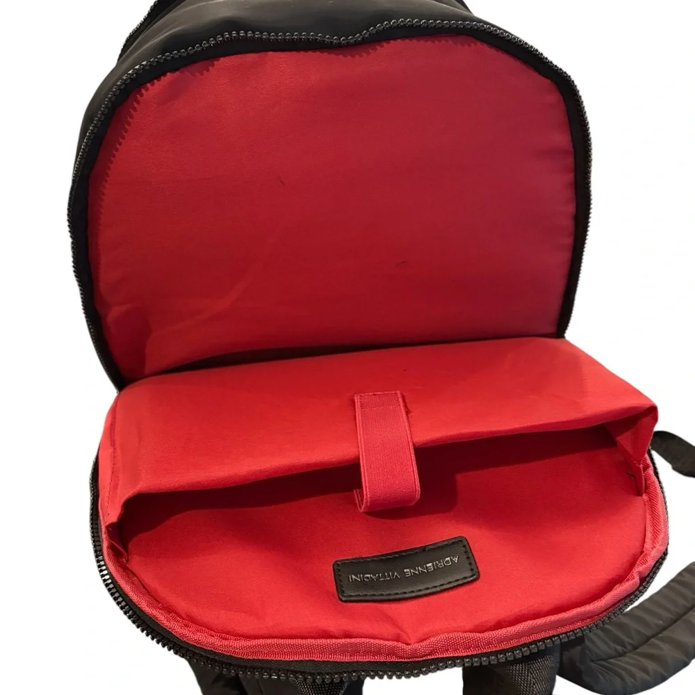 Adrienne Vittadini Travel Collection Black Nylon Backpack Logo‎ Luggage Tag NWT